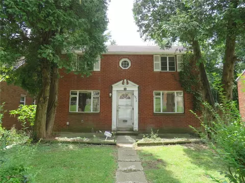 9258 Vantine St, Pittsburgh, PA 15235