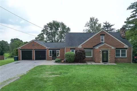 3219 37th St Ext, Beaver Falls, PA 15010