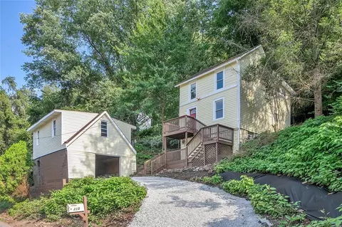 210 Grant St, Wall, PA 15148
