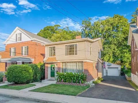 3079 Latonia Ave, Pittsburgh, PA 15216