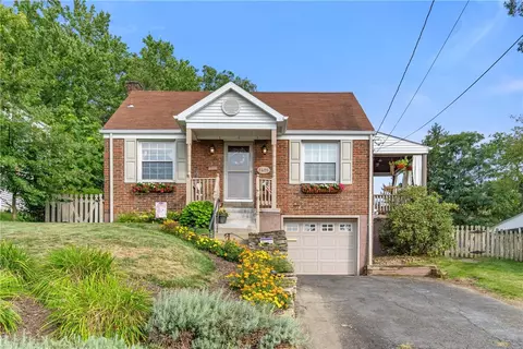 2409 Longcrest, Bethel Park, PA 15102