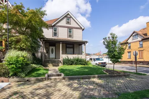 1839 4th Ave, Beaver Falls, PA 15010