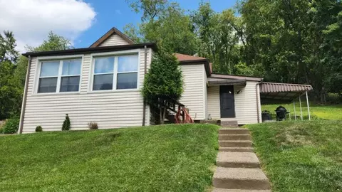 438 Coal Rd, West Mifflin, PA 15122