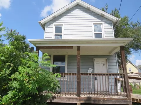 523 Pleasant St, Monongahela, PA 15063