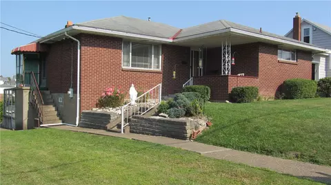 1522 Oak St, Greensburg, PA 15601