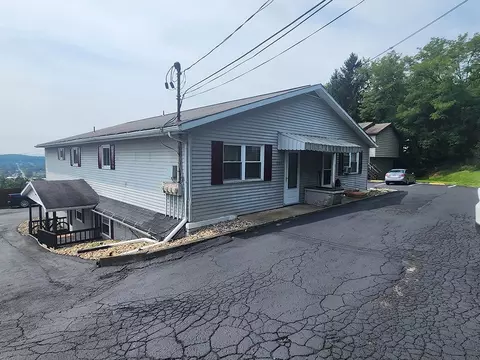 244250 260 Elkin Ave, Indiana, PA 15701