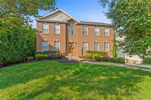 1205 Lucia Dr, Canonsburg, PA 15317