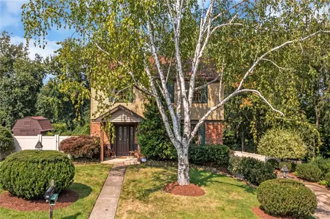 171 Brookmeade Dr, Pittsburgh, PA 15237