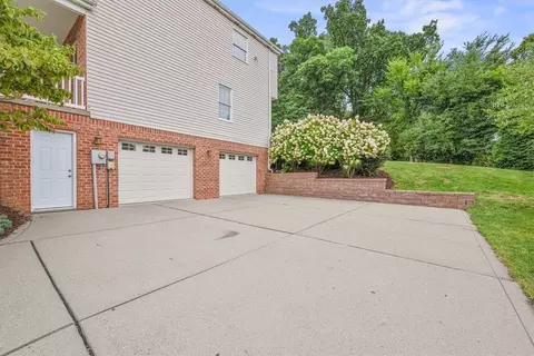 412 Farrington Dr, Seven Fields, PA 16046 photo 35
