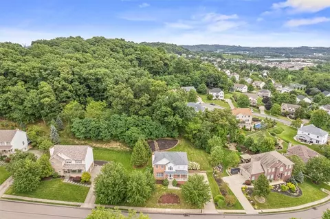 412 Farrington Dr, Seven Fields, PA 16046 photo 45