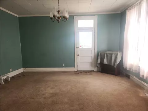 307 N 3rd St, Apollo, PA 15613 photo 5