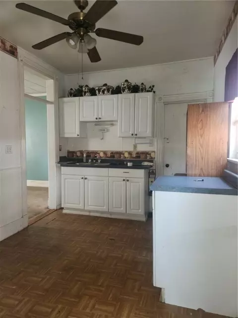 307 N 3rd St, Apollo, PA 15613 photo 7