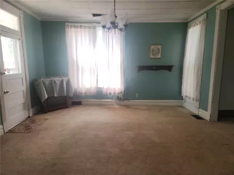 307 N 3rd St, Apollo, PA 15613 photo 6