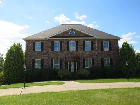 102 Golden Eagle Dr, Venetia, PA 15367