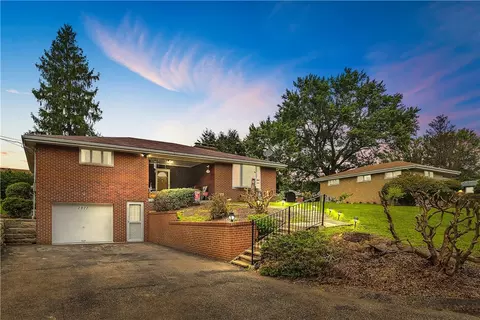 2871 Sunset Cir, Export, PA 15632