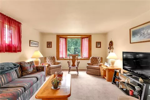 2871 Sunset Cir, Export, PA 15632 photo 9