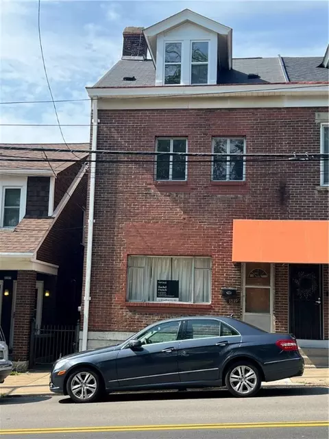 5229 Stanton Ave, Pittsburgh, PA 15201