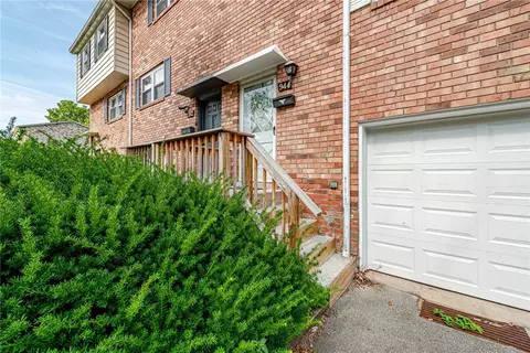 944 Academy Hts, Greensburg, PA 15601