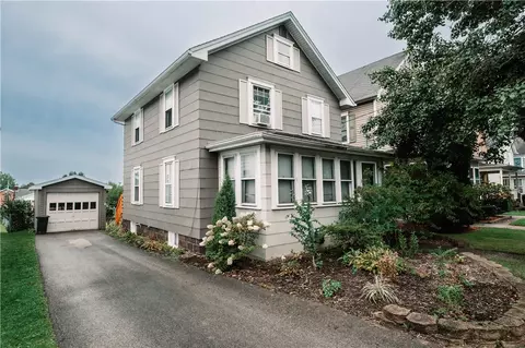 1444 Philadelphia St, Indiana, PA 15701