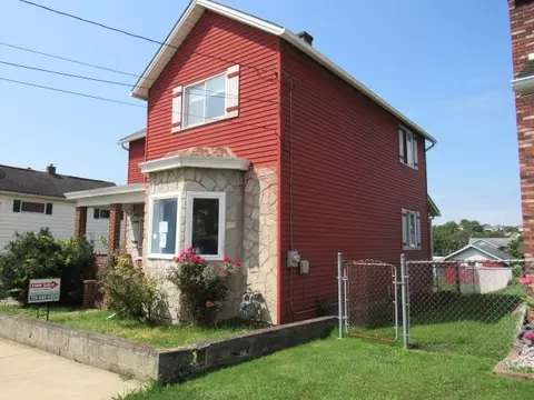 109 Yoder Ave, Mount Pleasant, PA 15666 photo 2