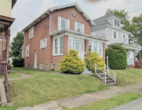 504 George St, Scottdale, PA 15683