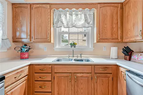 1222 9th St, Irwin, PA 15642 photo 13
