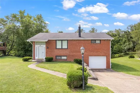 371 Cecil Henderson Rd, Canonsburg, PA 15317