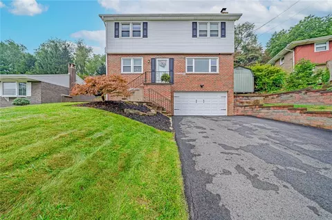 2302 Hi Ridge Dr, North Huntingdon, PA 15642