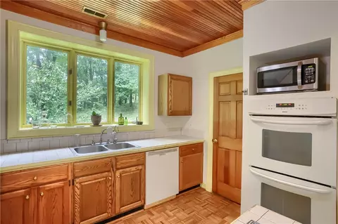 2064 Dime Rd, Vandergrift, PA 15690 photo 14