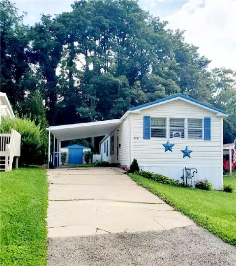 119 Hawthorne Ct, Delmont, PA 15626