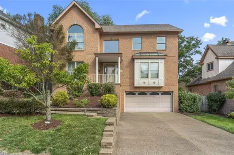 19 Rosemont, Pittsburgh, PA 15217