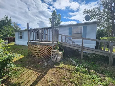 1256 Amity Ridge Rd, Amity, PA 15311