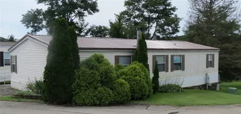 194 Castle Rd, Washington, PA 15301