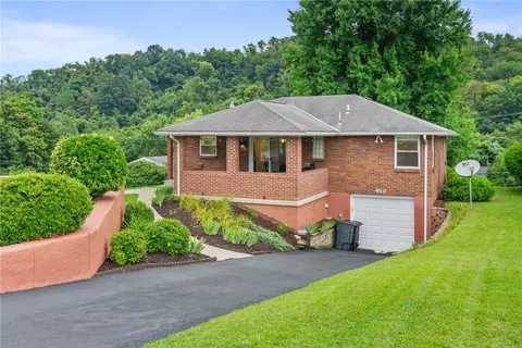 910 Lincoln Way, Mckeesport, PA 15132