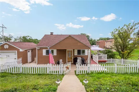 1302 Morningside Dr, Aliquippa, PA 15001