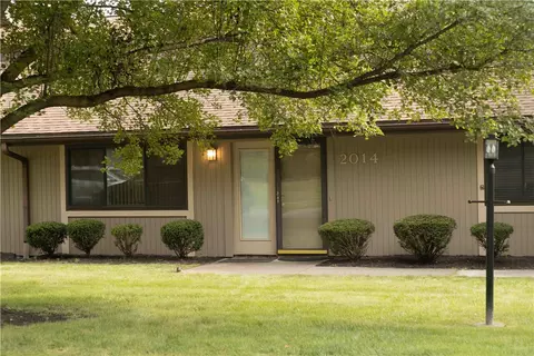 2014 Golfway Rd, Aliquippa, PA 15001