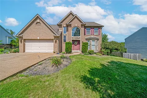 750 Sunrise Dr, Leechburg, PA 15656