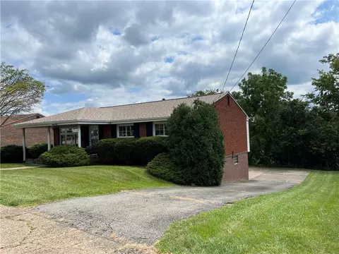 1140 Portsmouth Dr, Mckeesport, PA 15133