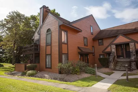 2501 Swiss Mountain Dr, Champion, PA 15622