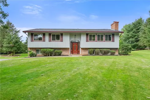 4088 Tall Timber Dr, Allison Park, PA 15101