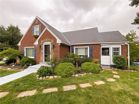 104 Summit St, Aliquippa, PA 15001