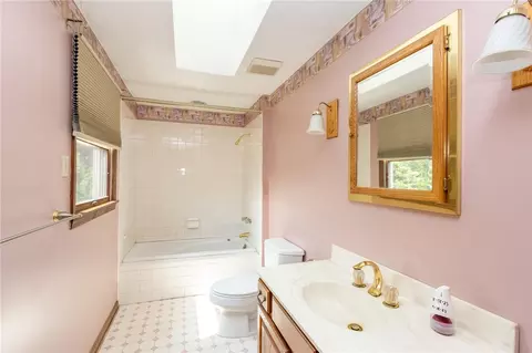 52 Circle Dr, Irwin, PA 15642 photo 30