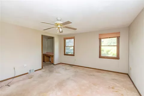 52 Circle Dr, Irwin, PA 15642 photo 29