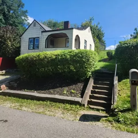 106 Kidder Ln, Canonsburg, PA 15317