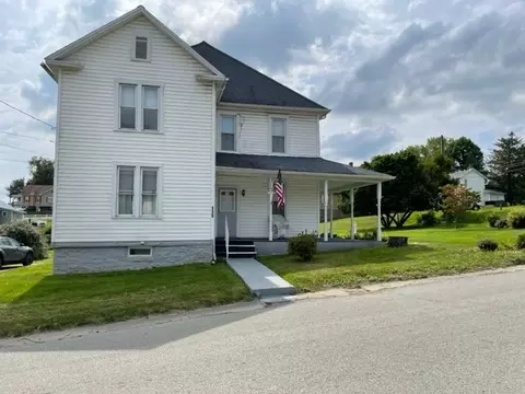 115 Blaine Ave, Mcclellandtwn, PA 15458