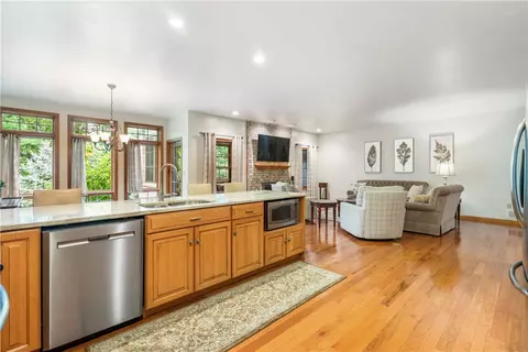 313 Brandywine, Irwin, PA 15642 photo 8