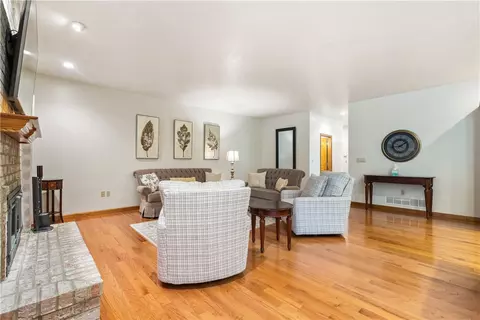 313 Brandywine, Irwin, PA 15642 photo 14