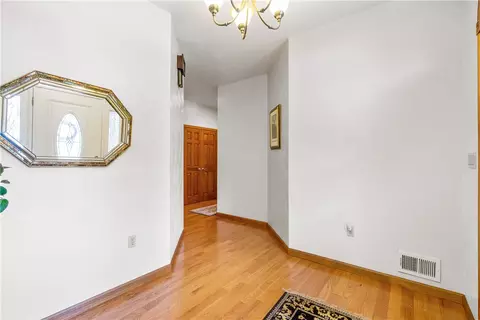 313 Brandywine, Irwin, PA 15642 photo 3