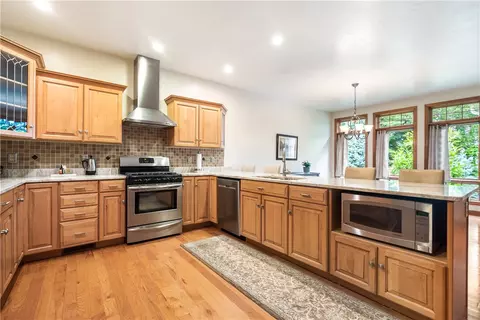 313 Brandywine, Irwin, PA 15642 photo 5