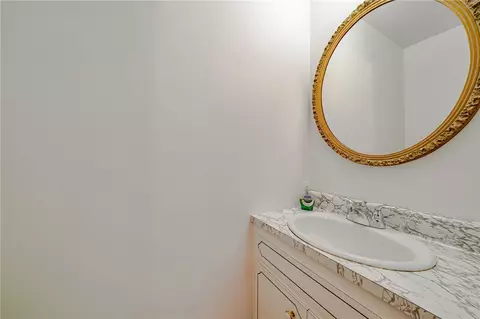 3197 Claudia St, Export, PA 15632 photo 11